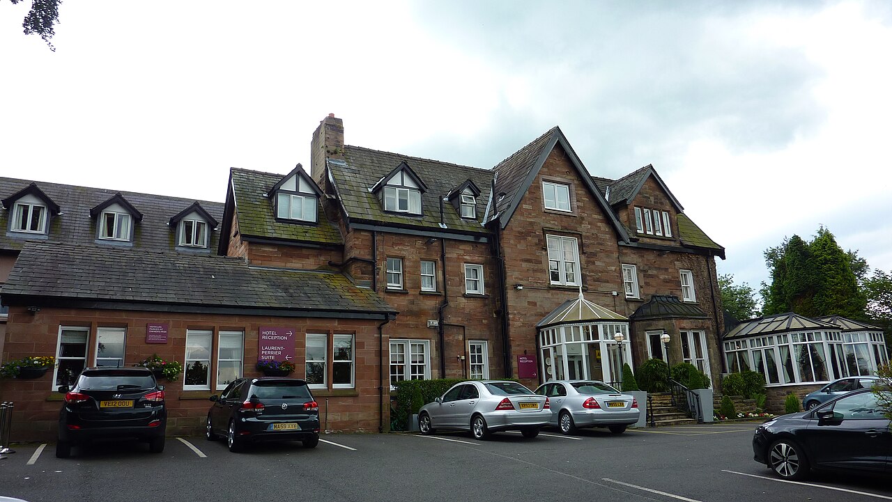 Read more about the article fentanyl in Commercial Street in Alderley Edge, Alderley Edge