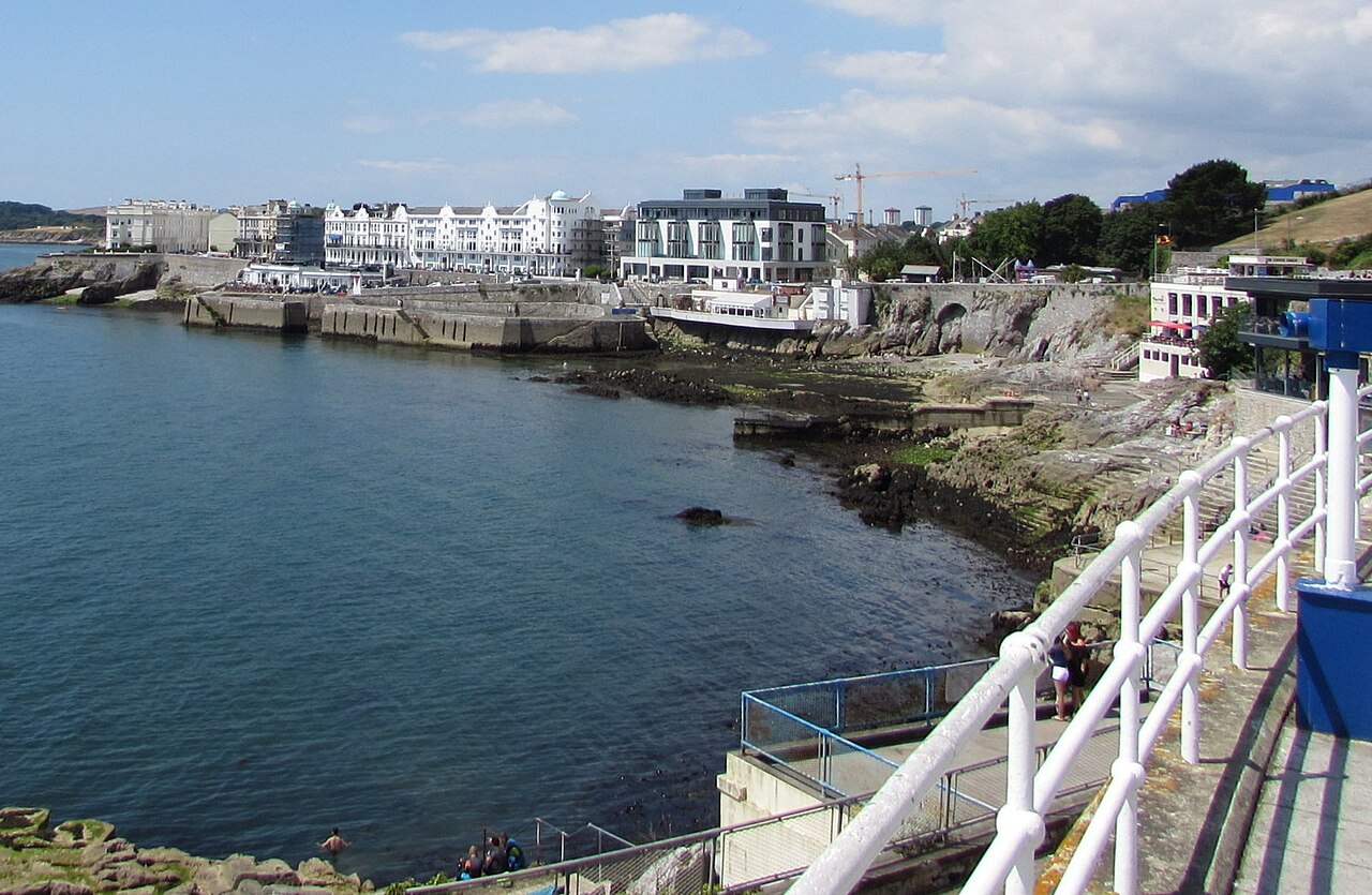 Read more about the article Where to Find fentanyl in The Barbican Waterfront in Plymouth, Exeter & Plymouth
