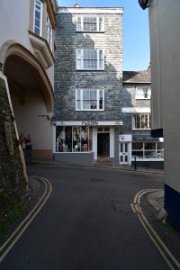 Read more about the article Best Places to Buy fentanyl in Fore Street in Totnes, Totnes: Authorized & Trusted Dealers