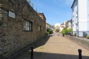 Read more about the article Where to Find fentanyl in Victoria Street in Totnes, Totnes